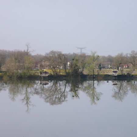 Songes Au Lit Du Fleuve Bed & Breakfast Cambes  Luaran gambar